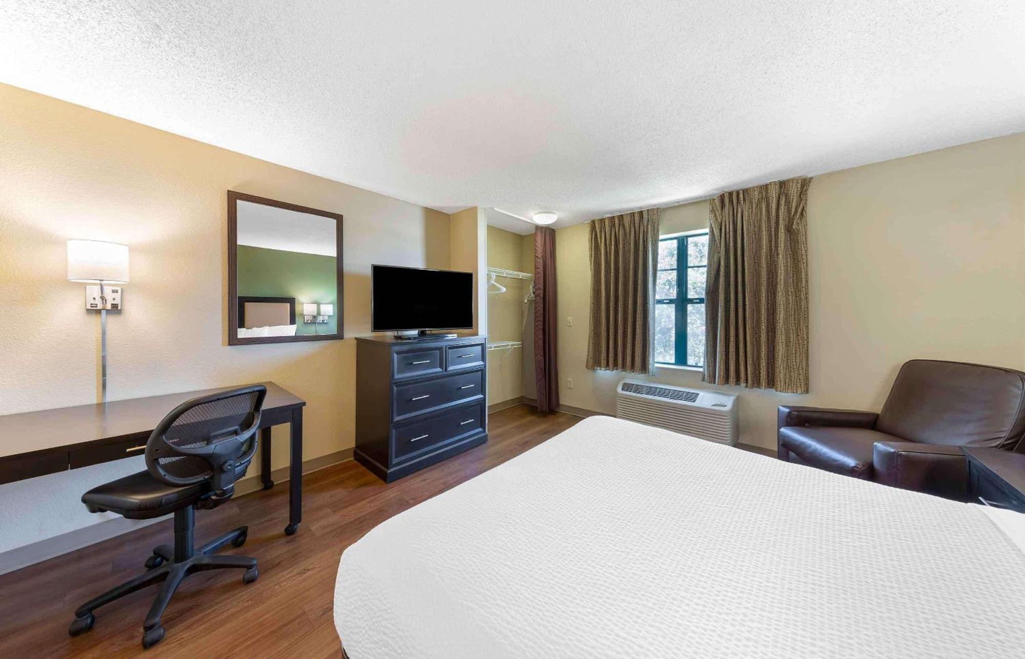Extended Stay America Select Suites - Atlanta - Perimeter - Hammond Drive Sandy Springs Exterior foto